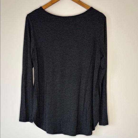 a.gain V Neck Long Sleeve Curved Hem Tunic NWT - Picture 2 of 5